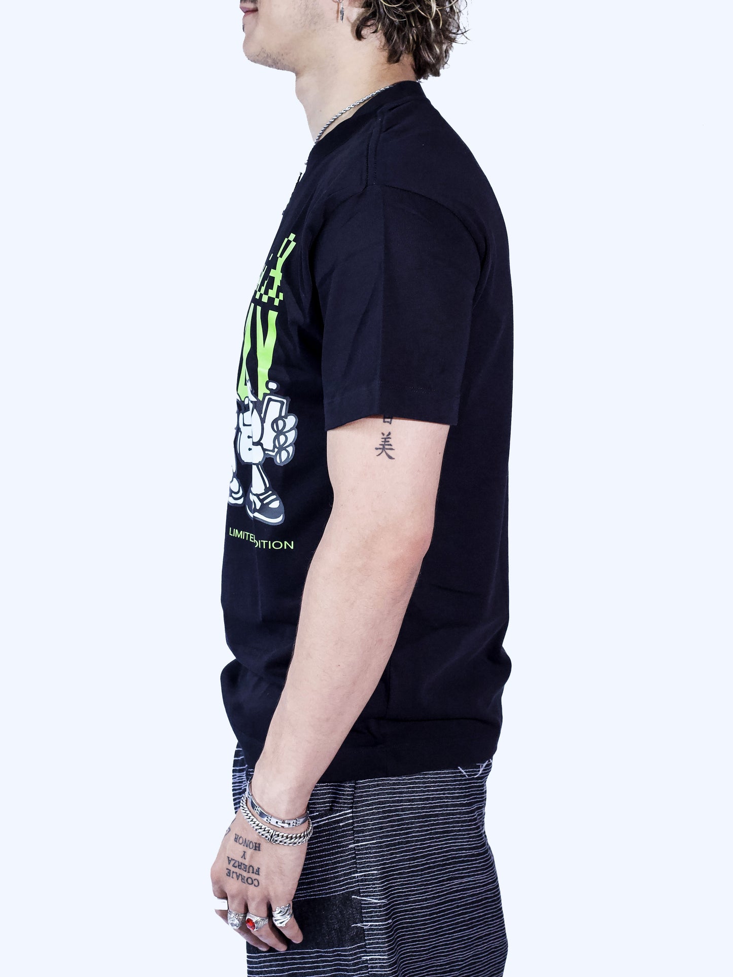 PARANOID TEE