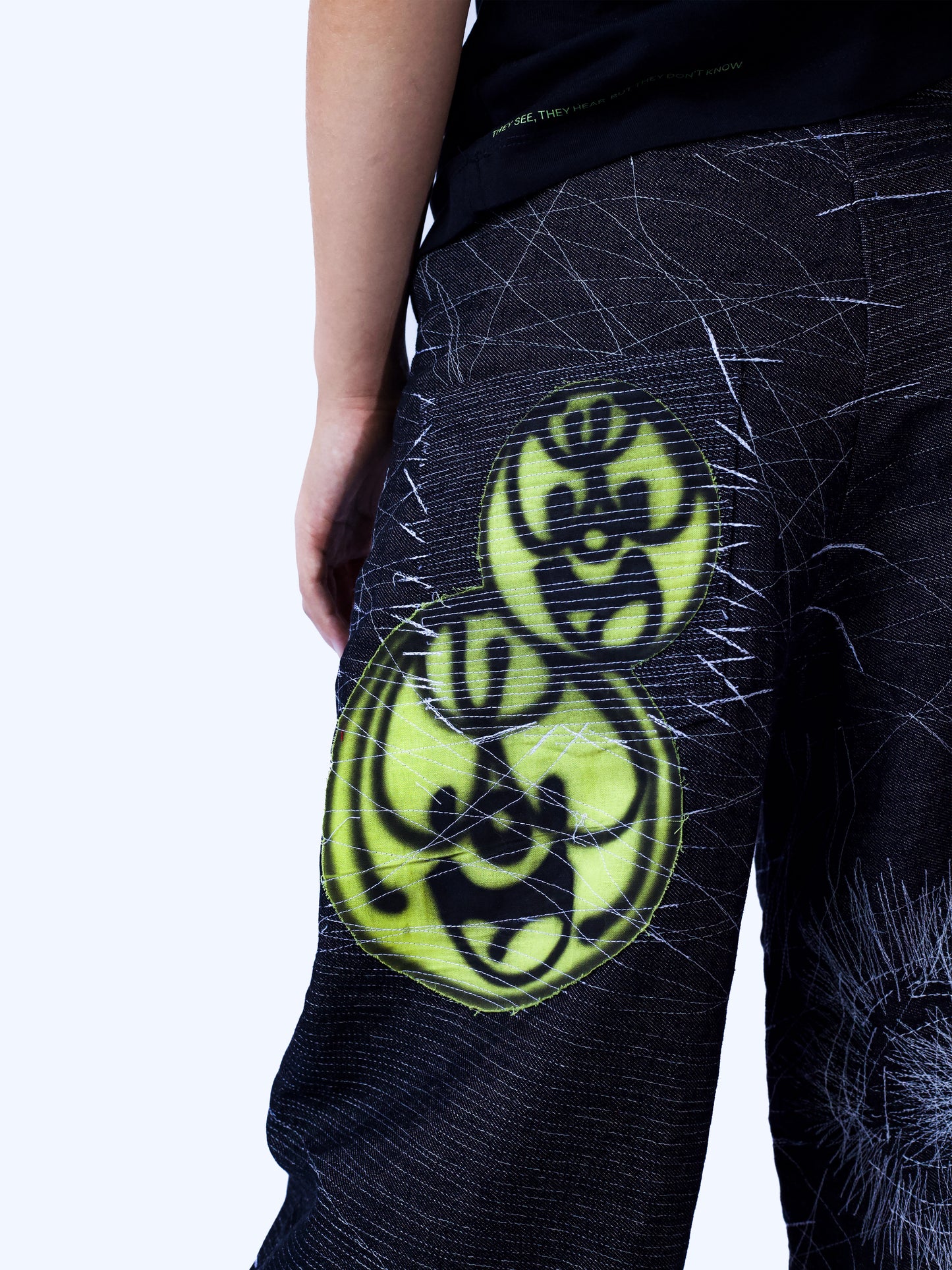 PARANOID PANT. S 01