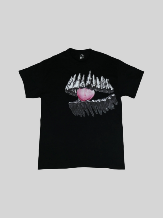 HEART ATTACK ! TEE